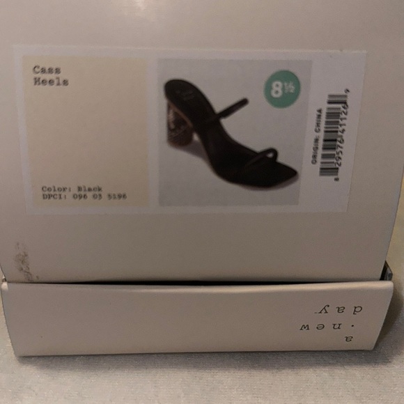 A New Day Women's Cass Square Toe Heels Black /Snake Print Size 9 1/2 - Picture 4 of 5